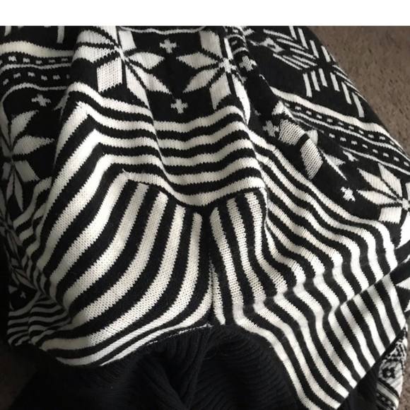 Meet your Posher, Dee - Picture 1 of 1